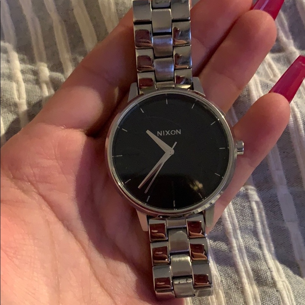 Nixon watch